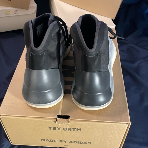 Adidas Yeezy Qntm Lifestyle OG Size 12, Used 9.5/10 condition - Picture 5 of 7